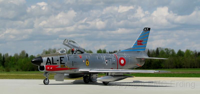 F-86D Revell 1-48.JPG